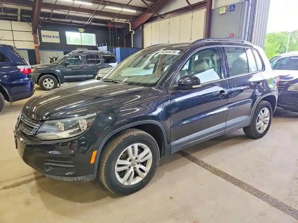 WVGBV7AXXHK000324 2017 VOLKSWAGEN TIGUAN-0