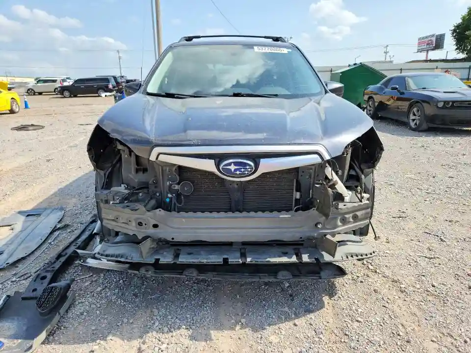 JF2SKAEC0KH539865 2019 SUBARU FORESTER-4