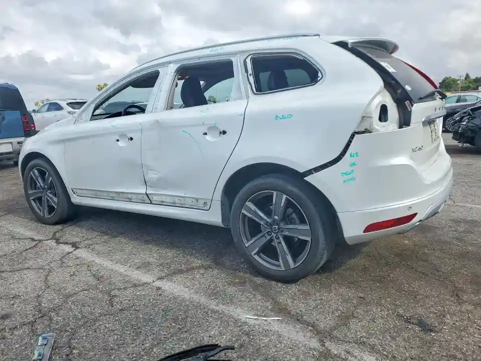YV449MRR6H2128837 2017 VOLVO XC60-1