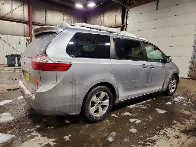 5TDKK3DC6FS547630 2015 TOYOTA SIENNA-2