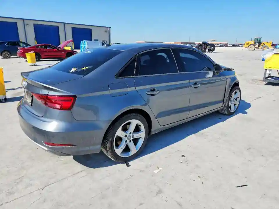 WAUAUGFF1H1041978 2017 AUDI A3-2