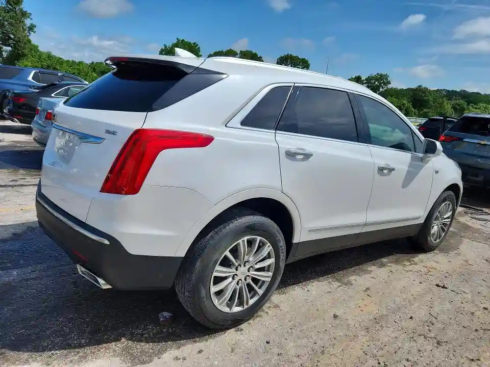 1GYKNBRS6HZ289199 2017 CADILLAC XT5-2