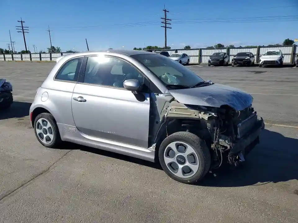 3C3CFFGE7FT623440 2015 FIAT 500-3