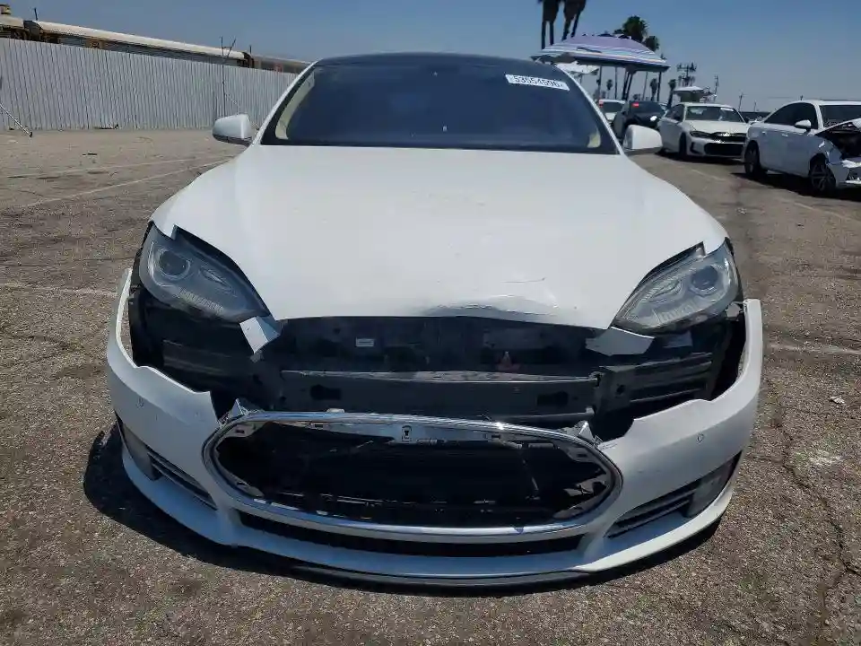 5YJSA1H1XEFP35778 2014 TESLA MODEL S-4