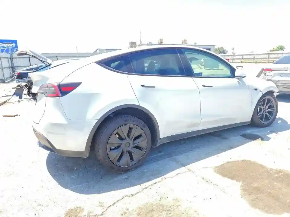 7SAYGDED0SF228833 2025 TESLA MODEL Y-2
