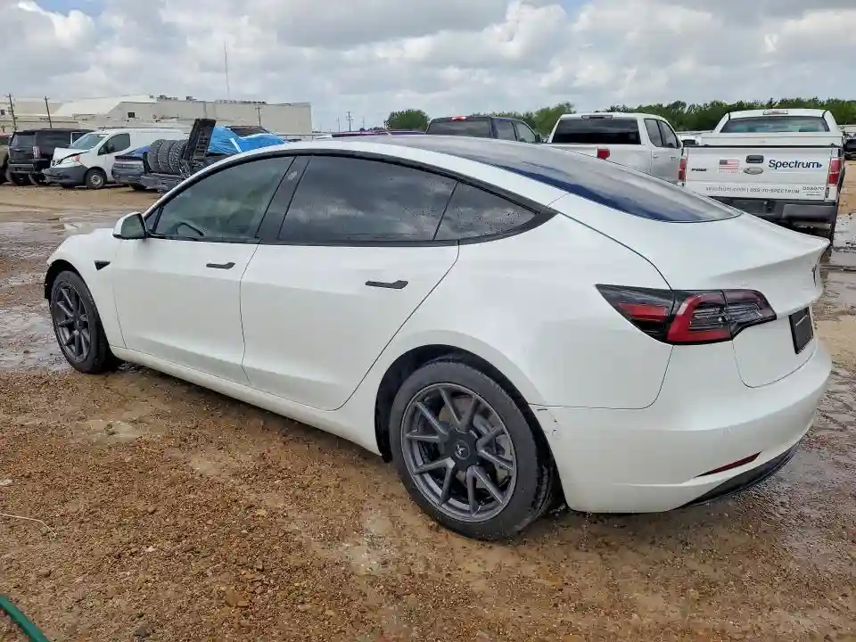 5YJ3E1EBXMF992749 2021 TESLA MODEL 3-1