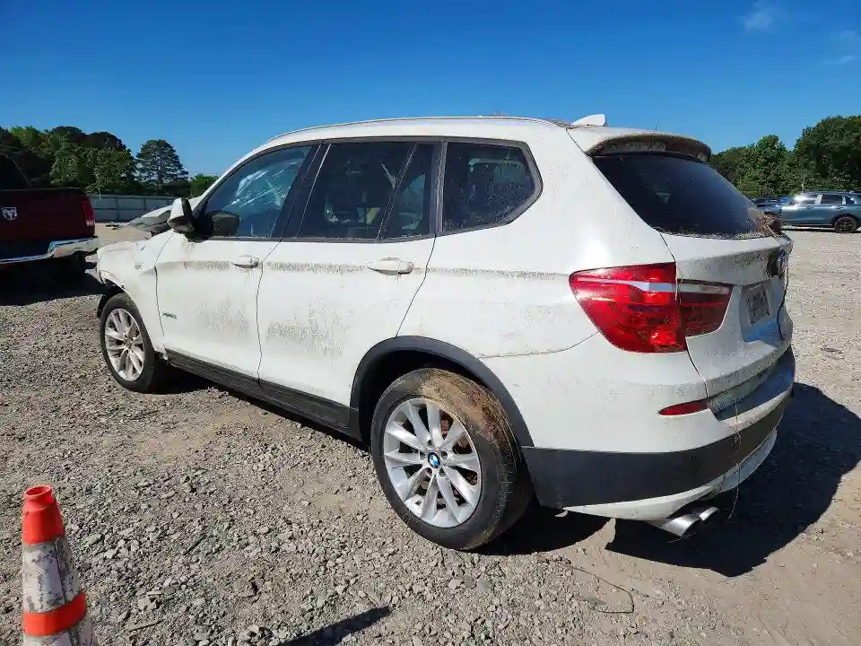 5UXWX9C55E0D43557 2014 BMW X3-1