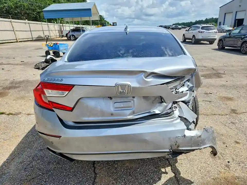 1HGCV1F12JA082315 2018 HONDA ACCORD-5