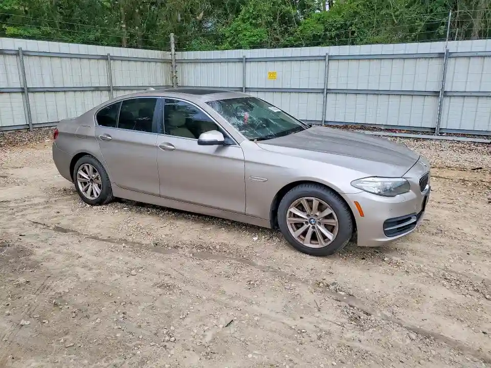 WBA5A5C52ED506983 2014 BMW 5 SERIES-3