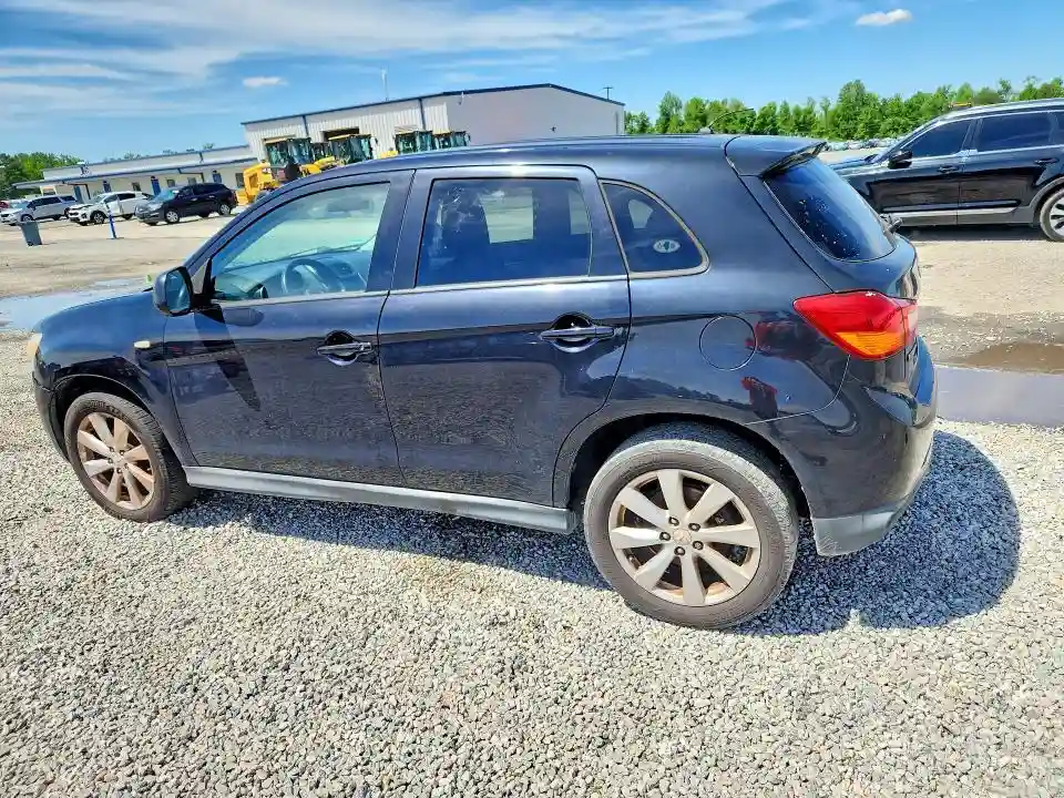 4A4AP3AU2EE022796 2014 MITSUBISHI OUTLANDER-1