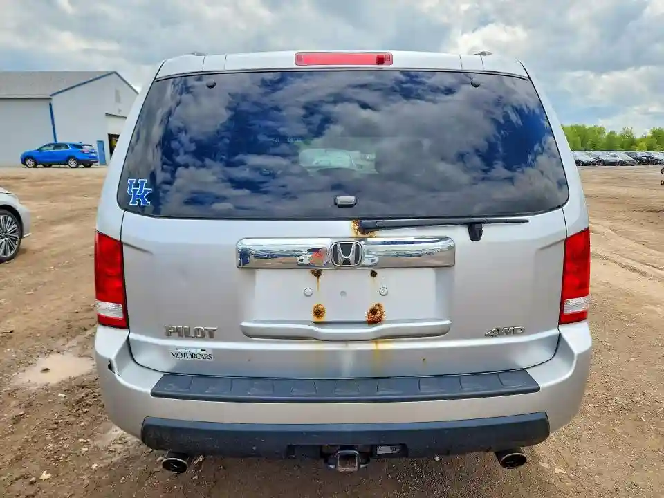 5FNYF4H59BB021135 2011 HONDA PILOT-5