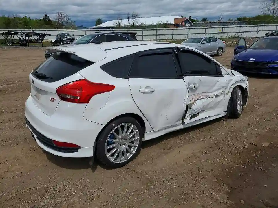 1FADP3L99JL310307 2018 FORD FOCUS-2