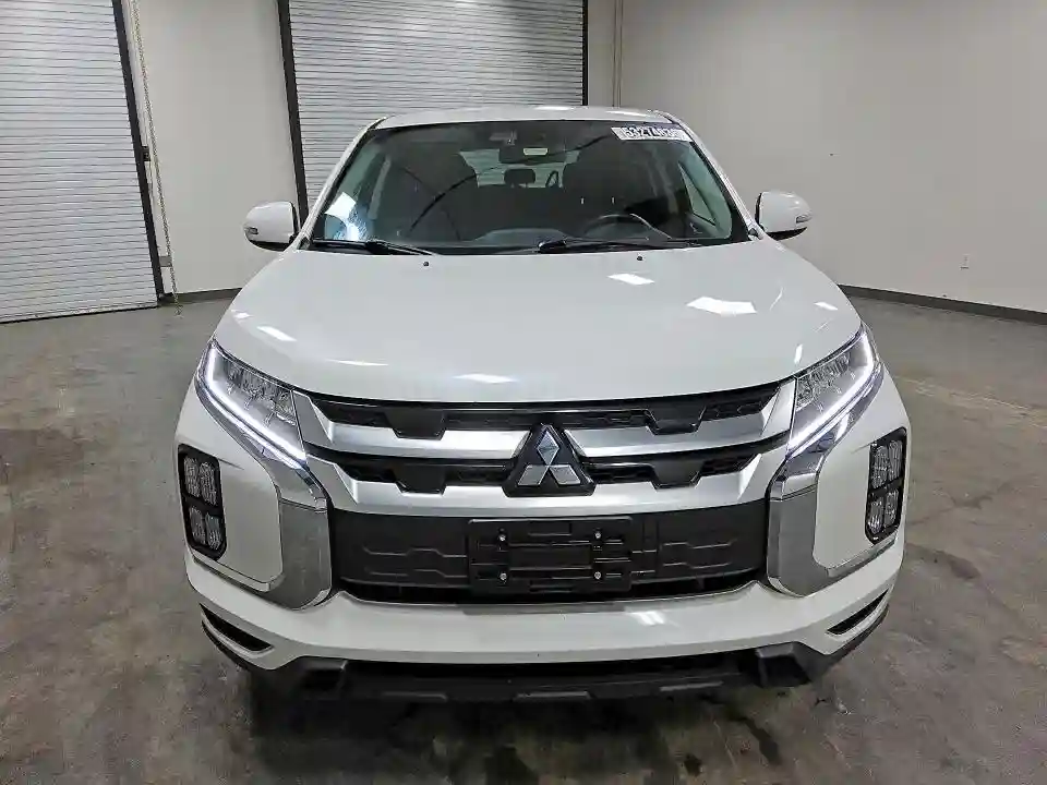 JA4ARUAU5MU012995 2021 MITSUBISHI OUTLANDER-4