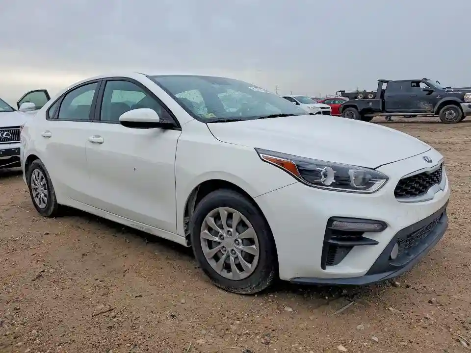 3KPF24AD8ME265811 2021 KIA FORTE-3