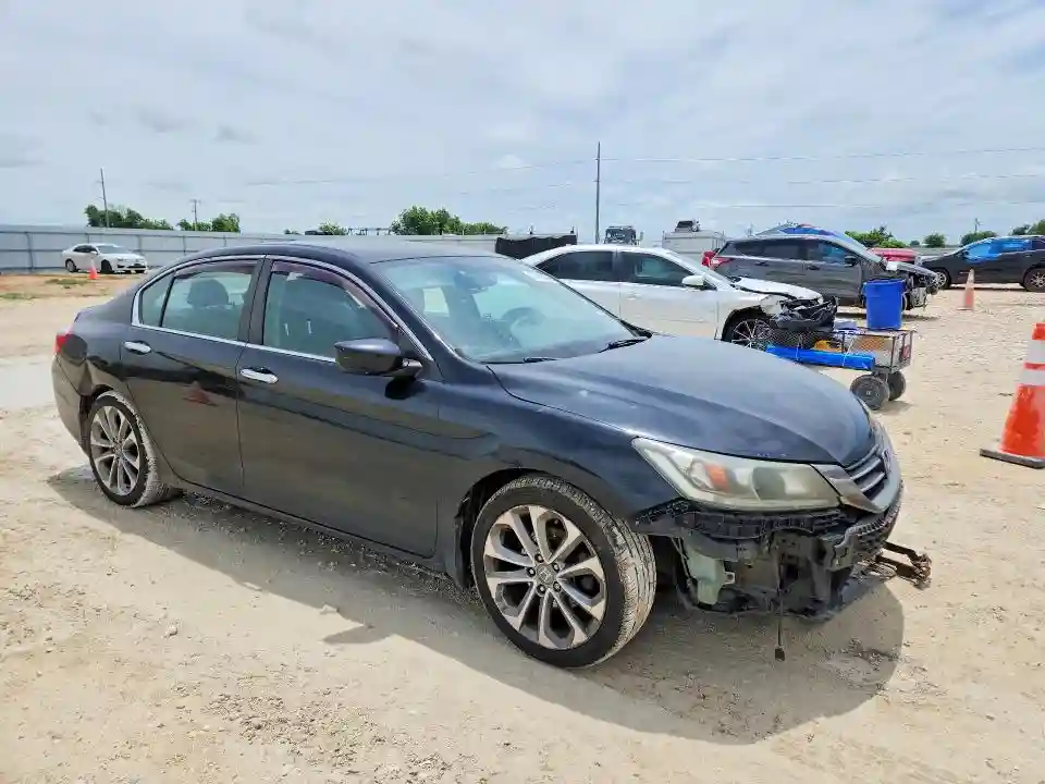 1HGCR2F58DA100799 2013 HONDA ACCORD SPO-3