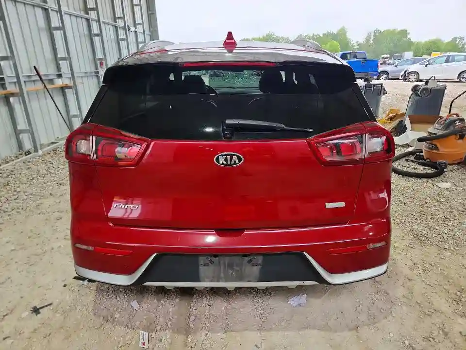 KNDCC3LC2H5061649 2017 KIA NIRO-5