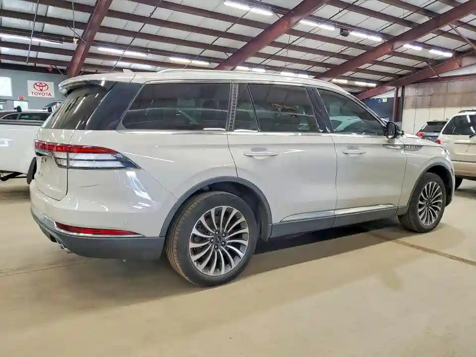 5LM5J7XC0LGL22430 2020 LINCOLN AVIATOR-2