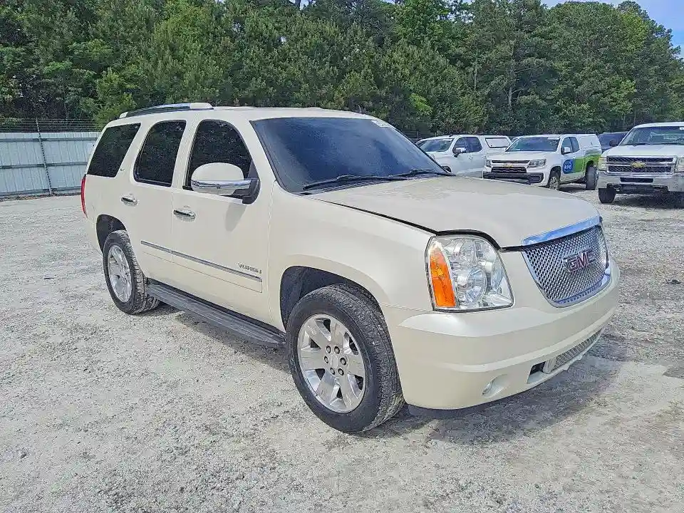1GKUCCE04AR288352 2010 GMC YUKON-3