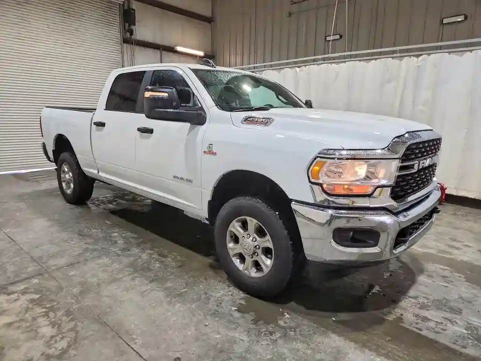 3C6UR5DL5RG349132 2024 RAM 2500-3