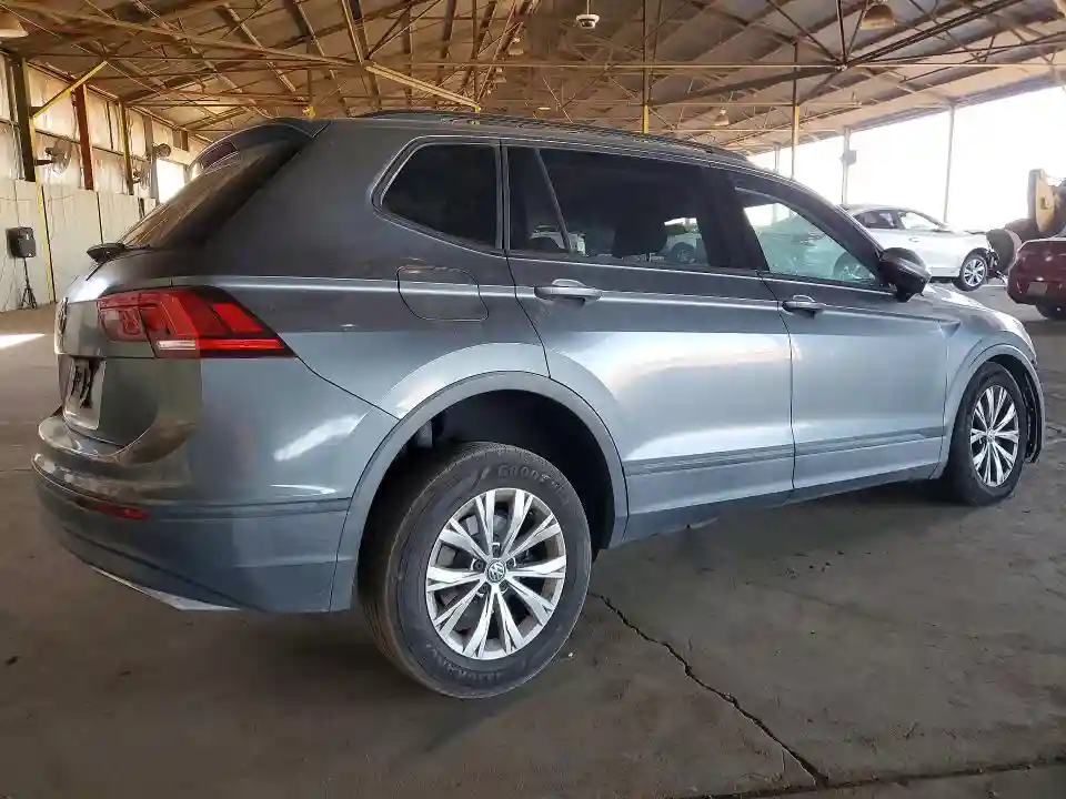 3VV1B7AX8LM150900 2020 VOLKSWAGEN TIGUAN-2