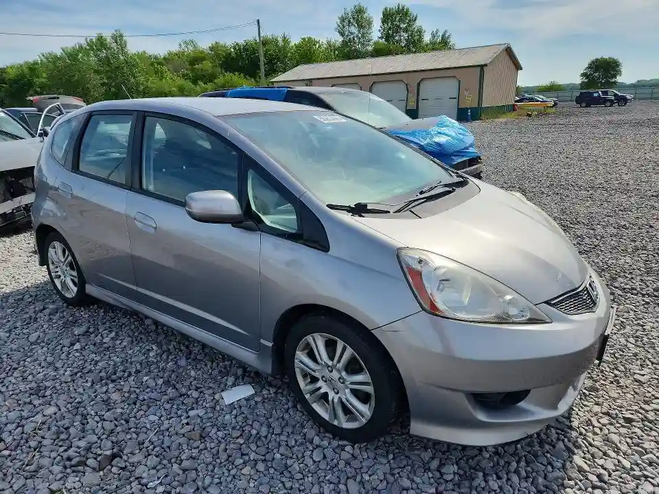 JHMGE8H4XAS015535 2010 HONDA FIT-3
