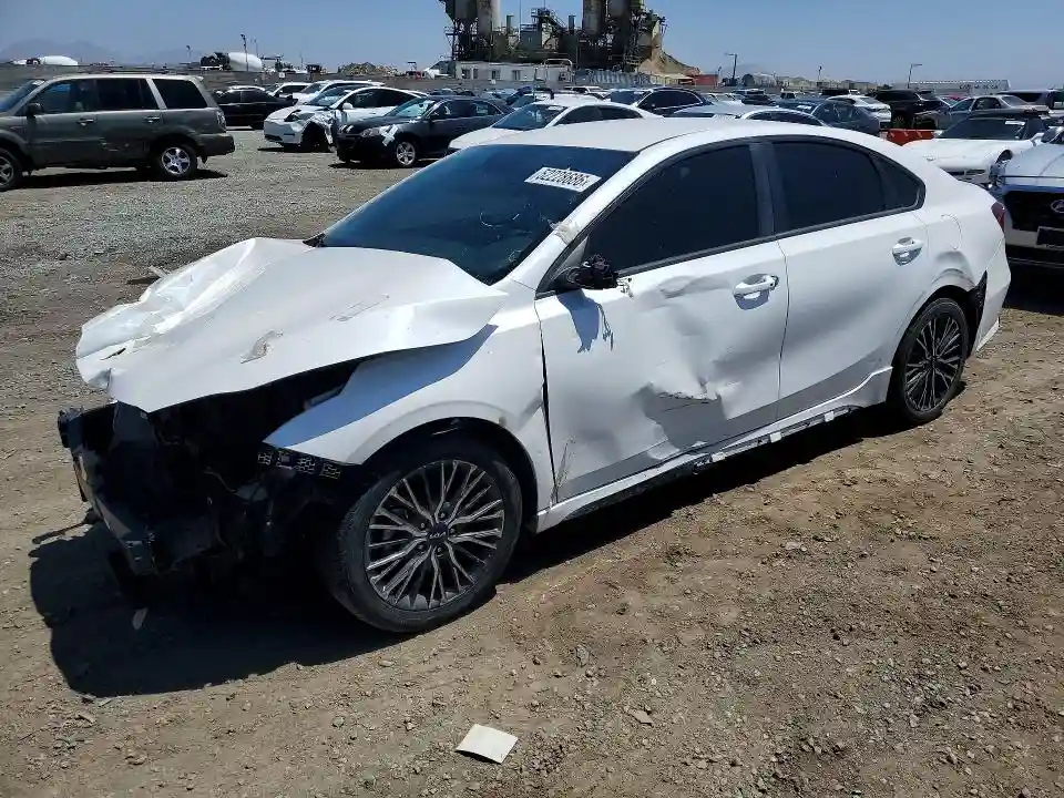 3KPF54AD1PE660991 2023 KIA FORTE GT-L-0