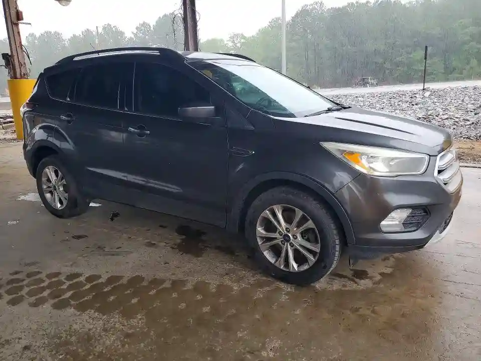 1FMCU9GD0JUA43757 2018 FORD ESCAPE-3