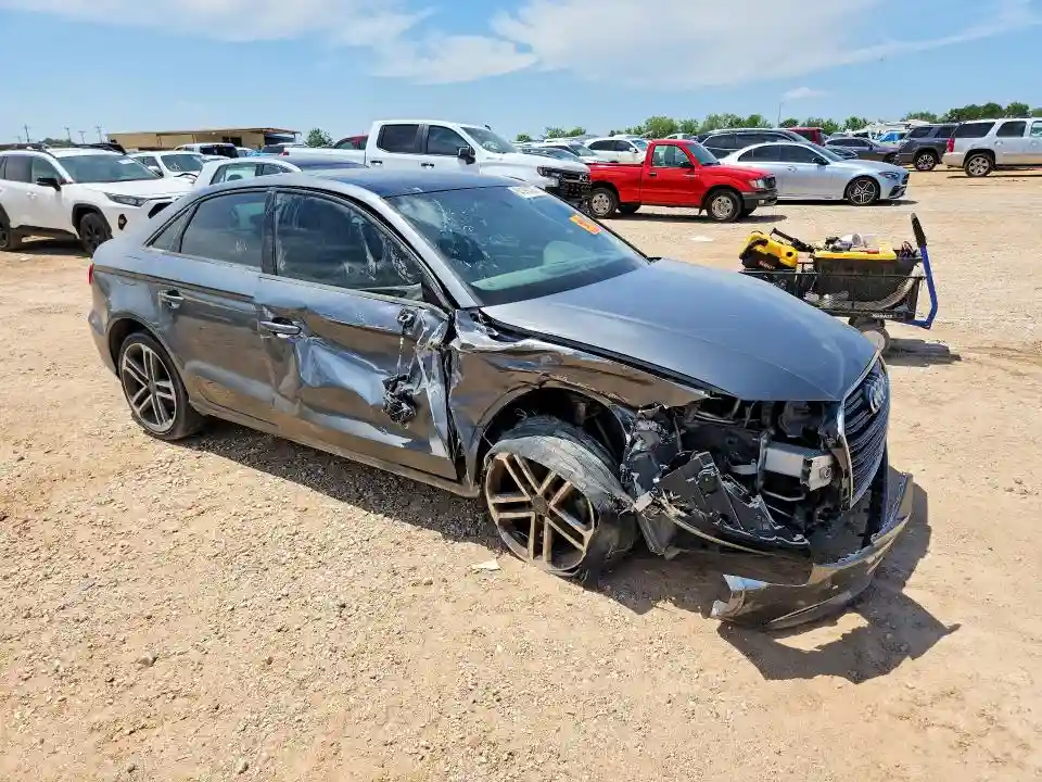 WAUAUGFF1J1060889 2018 AUDI A3-3