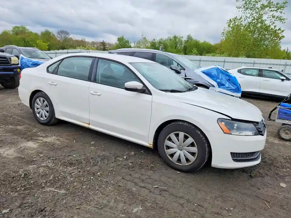 1VWAP7A39DC010268 2013 VOLKSWAGEN PASSAT-3