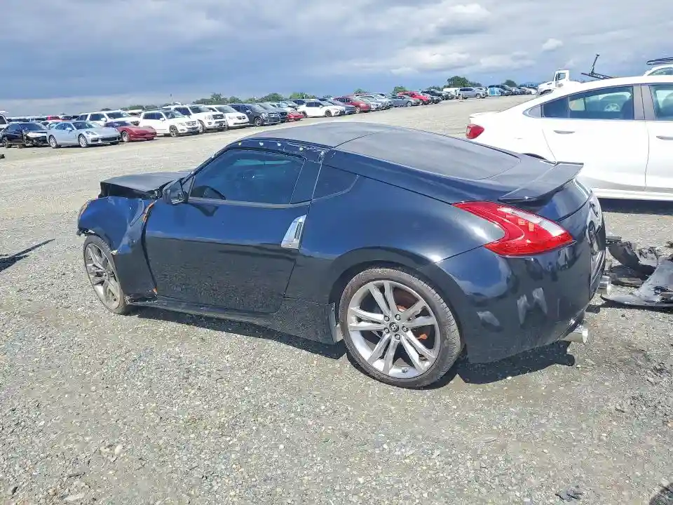 JN1AZ4EH6HM953402 2017 NISSAN 370Z-1