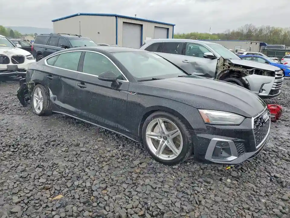 WAUDACF52MA039379 2021 AUDI A5-3