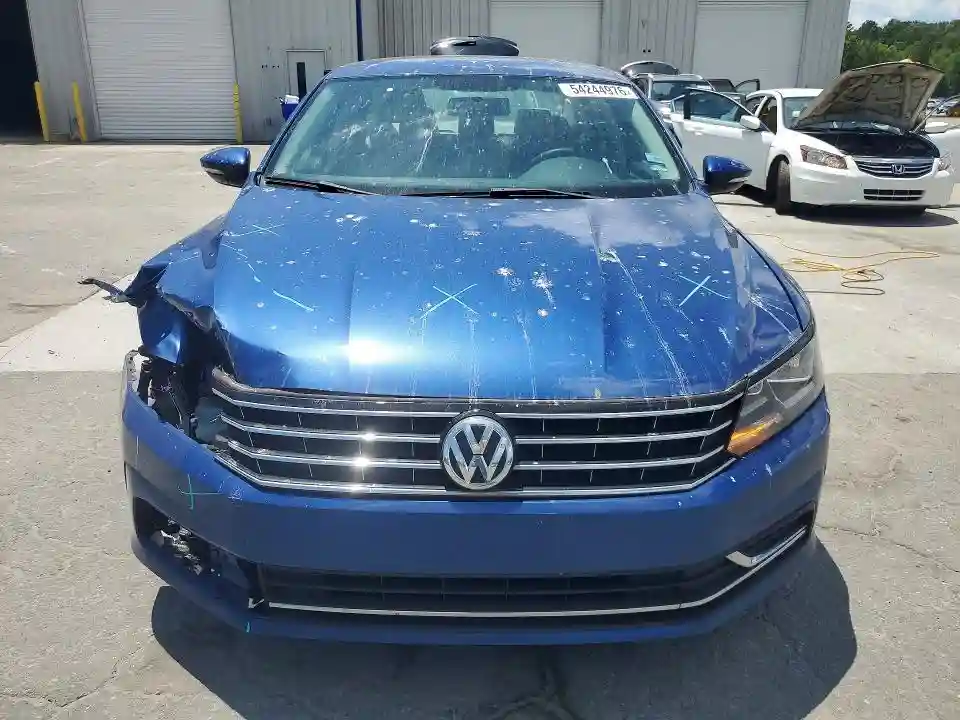 1VWAT7A33HC034311 2017 VOLKSWAGEN PASSAT-4