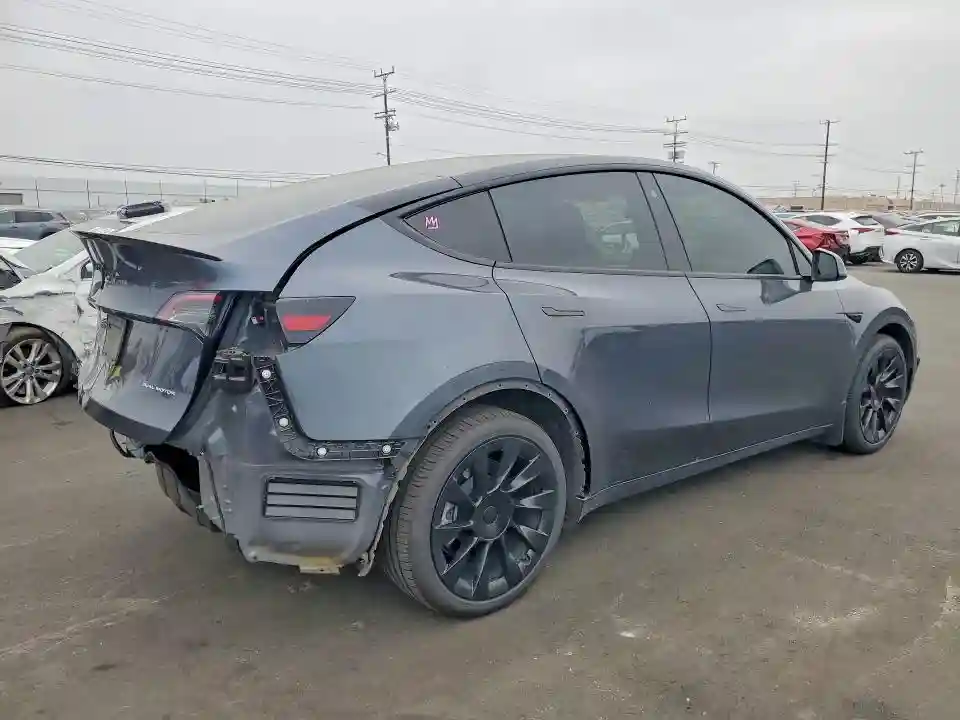 7SAYGDEE4PA033251 2023 TESLA MODEL Y-2