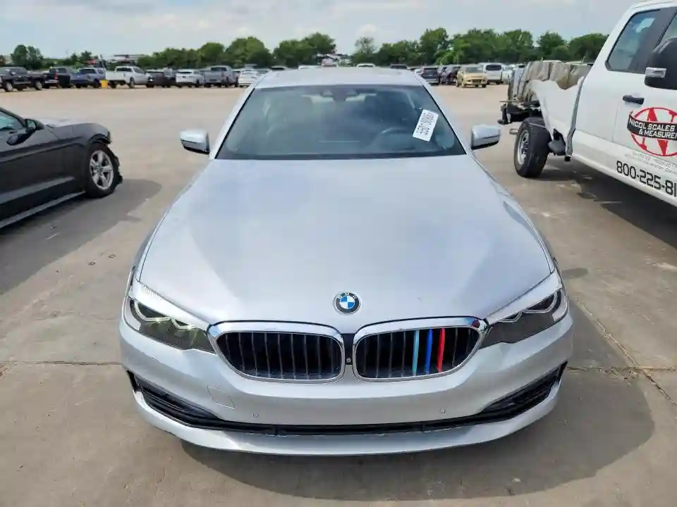 WBAJA5C56KG900673 2019 BMW 5 SERIES-4