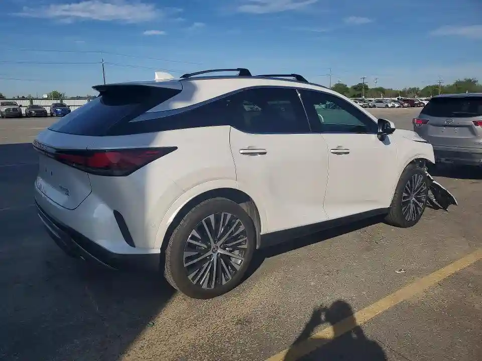 2T2BBMCA9RC035309 2024 LEXUS-2