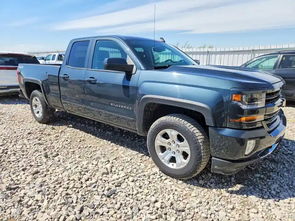 1GCVKREC3HZ230856 2017 CHEVROLET SILVERADO-3