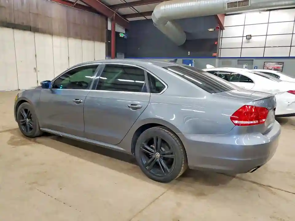 1VWBS7A3XEC035703 2014 VOLKSWAGEN PASSAT-1
