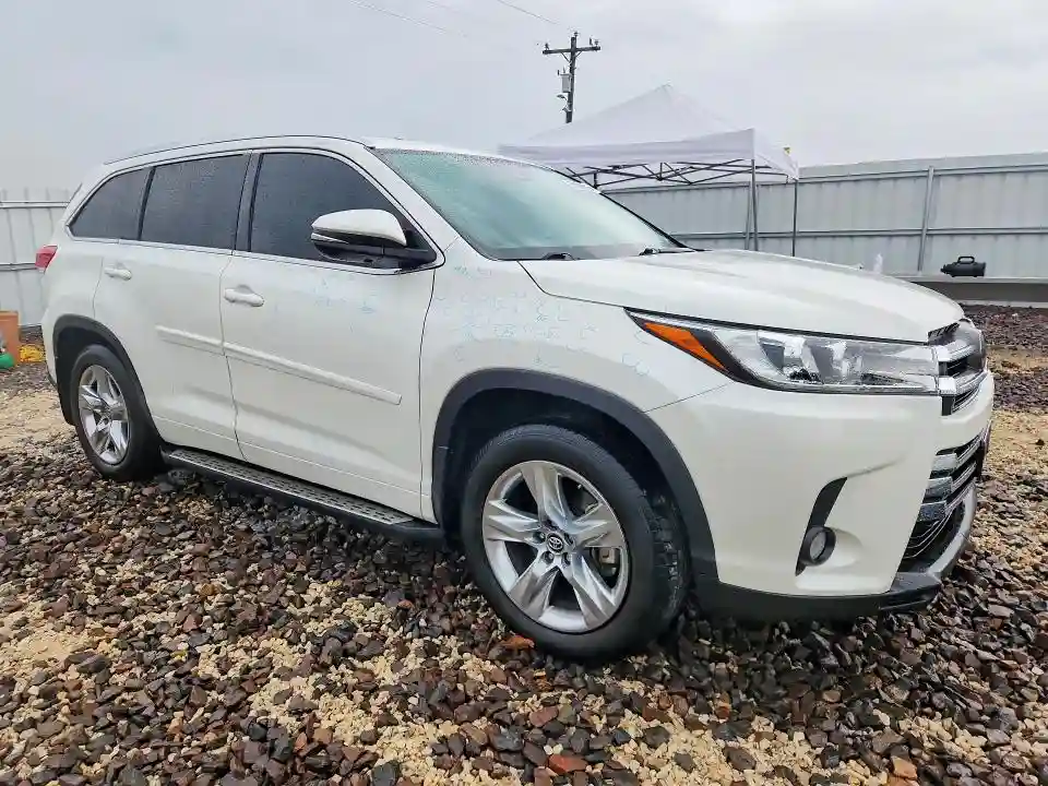 5TDDZRFHXJS821923 2018 TOYOTA HIGHLANDER-3