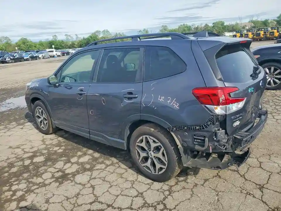JF2SKAJC3LH592423 2020 SUBARU FORESTER-1