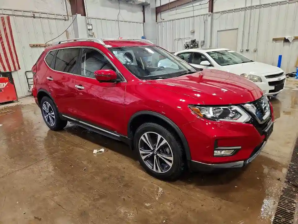 JN8AT2MV2HW266260 2017 NISSAN ROGUE-3