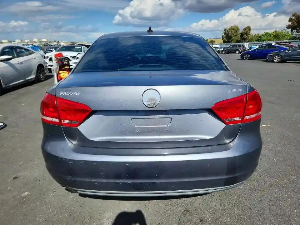 1VWBT7A32EC038365 2014 VOLKSWAGEN PASSAT-5