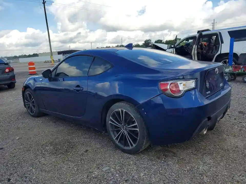 JF1ZNAA10F8709372 2015 SCION FRS-1