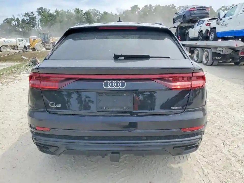 WA1EVAF15MD003773 2021 AUDI Q8-5