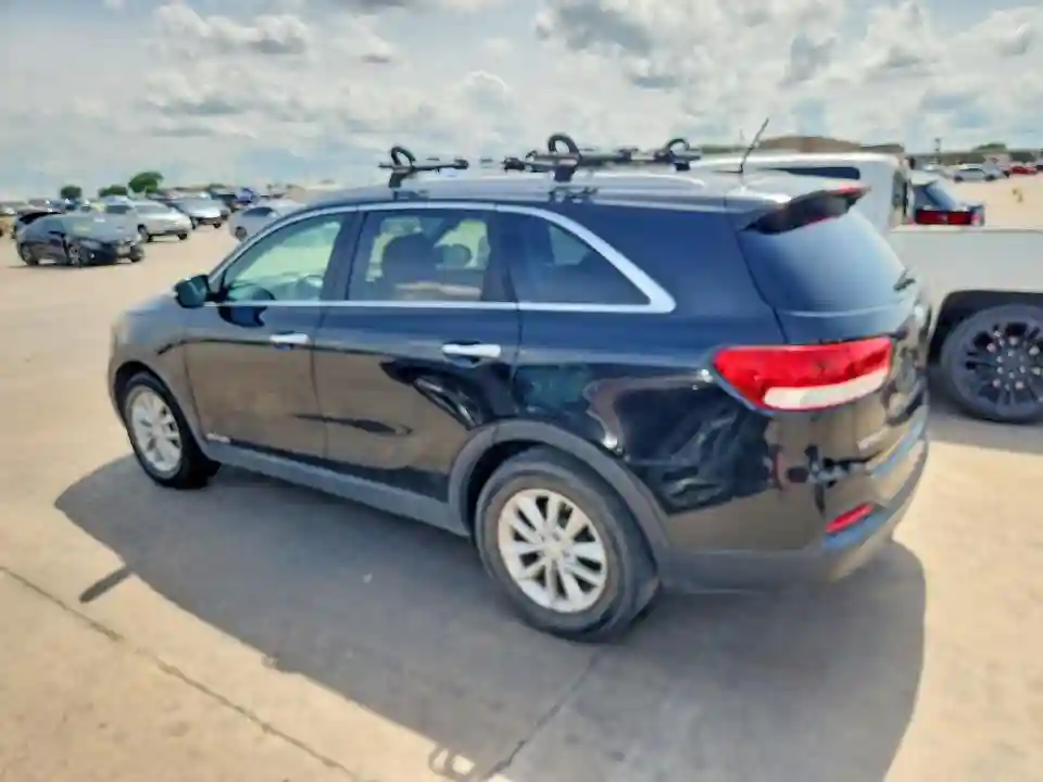 5XYPGDA52HG325945 2017 KIA SORENTO-1