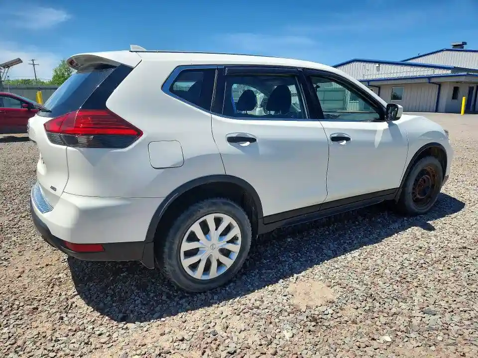 JN8AT2MVXHW024932 2017 NISSAN ROGUE-2