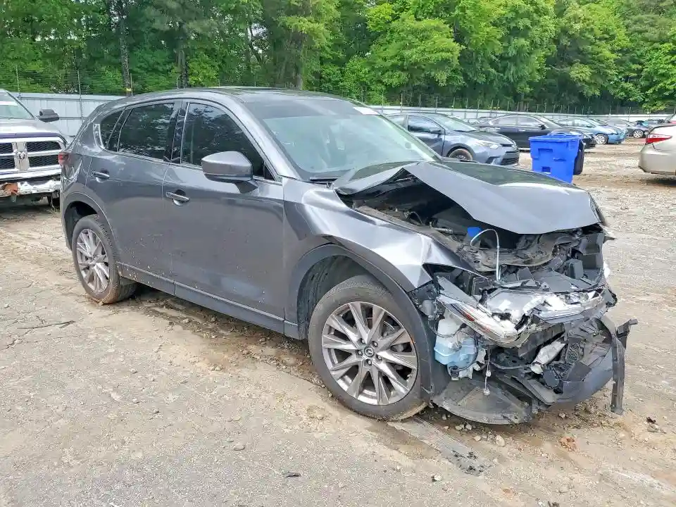 JM3KFADM3K1685125 2019 MAZDA CX-5-3