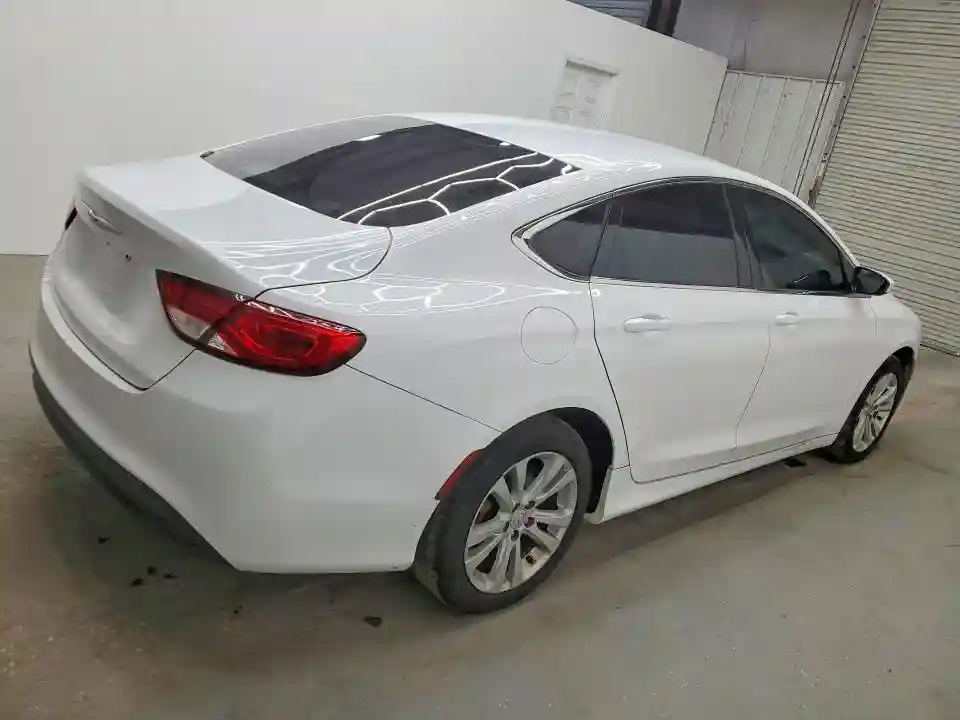 1C3CCCFB3GN195995 2016 CHRYSLER 200-2