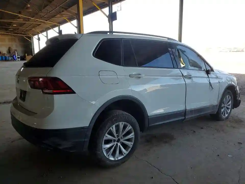 3VV1B7AXXLM121902 2020 VOLKSWAGEN TIGUAN-2