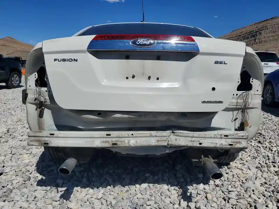 3FAHP0JG7BR261807 2011 FORD FUSION-5