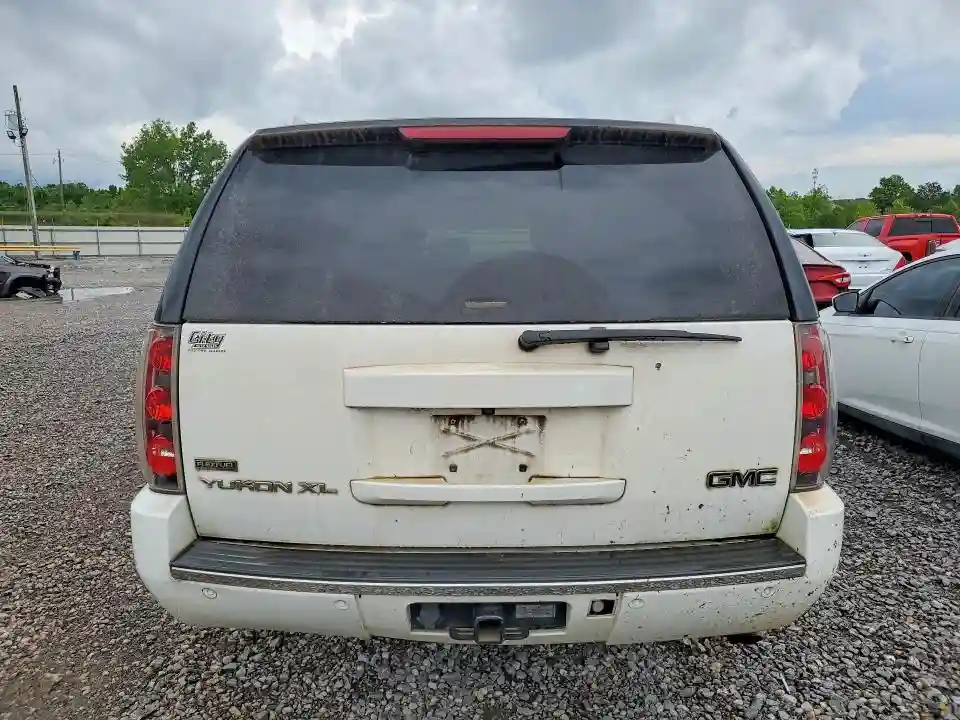 1GKUCMEF9AR189584 2010 GMC YUKON-5